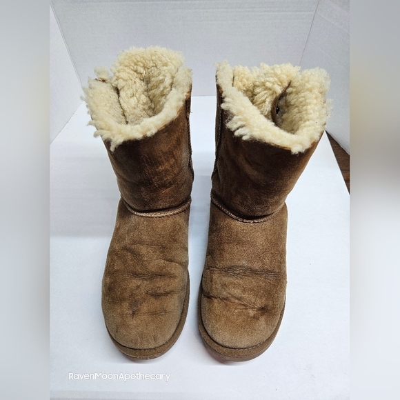 Australia UGG Boots - Picture 6 of 9